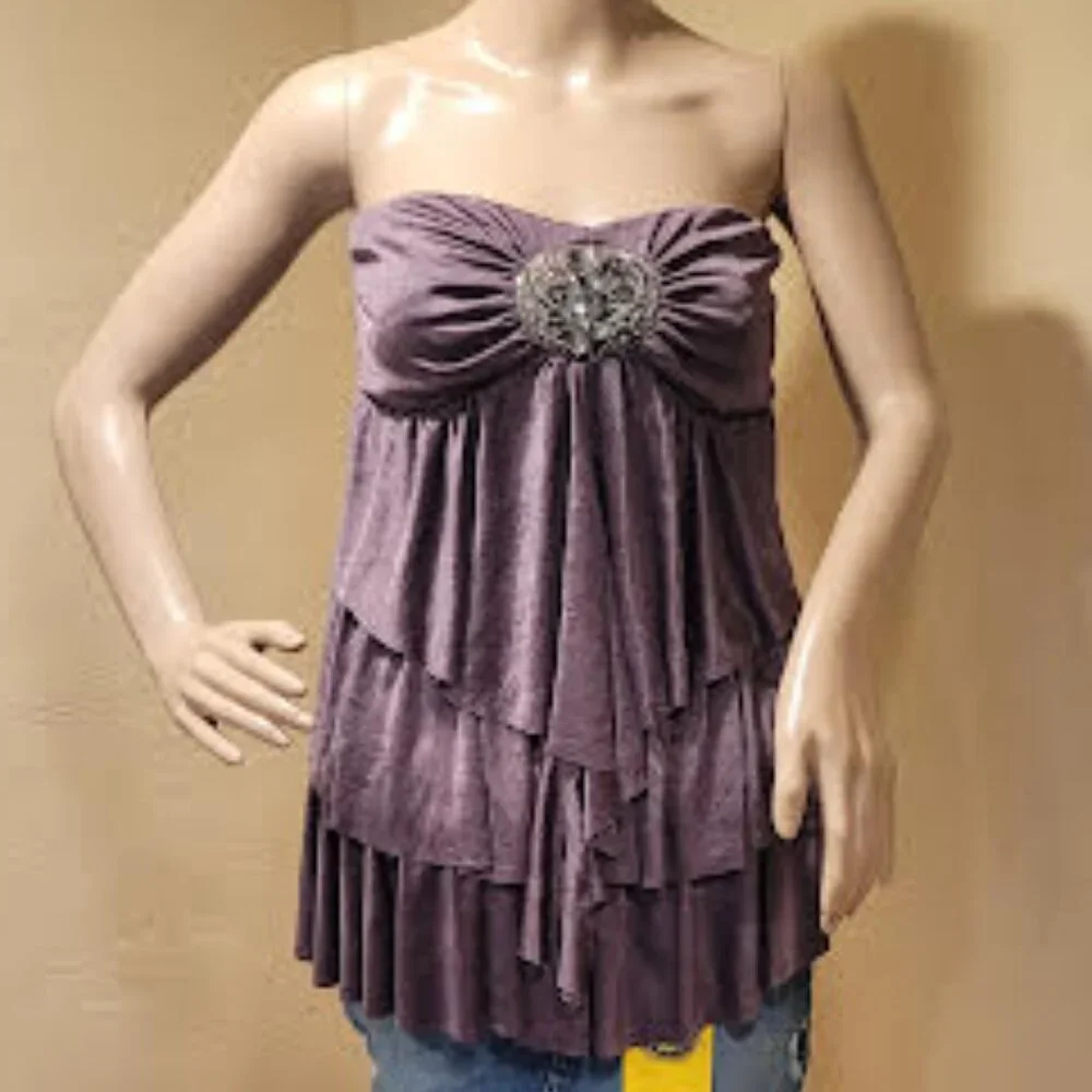 Studio Y (Maurices) Sleeveless silky flowy layered women's top - Size Medium - Picture 2 of 8